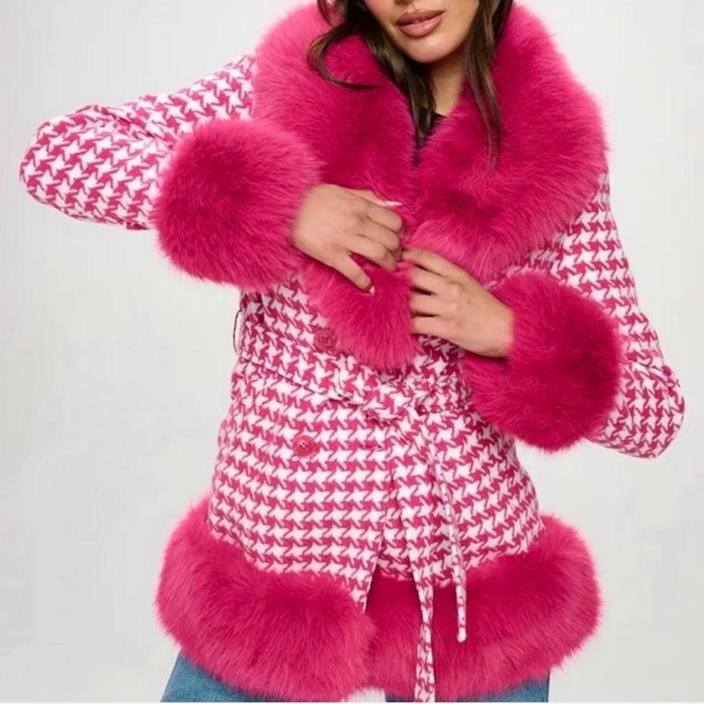 Pink & White houndstooth overcoat